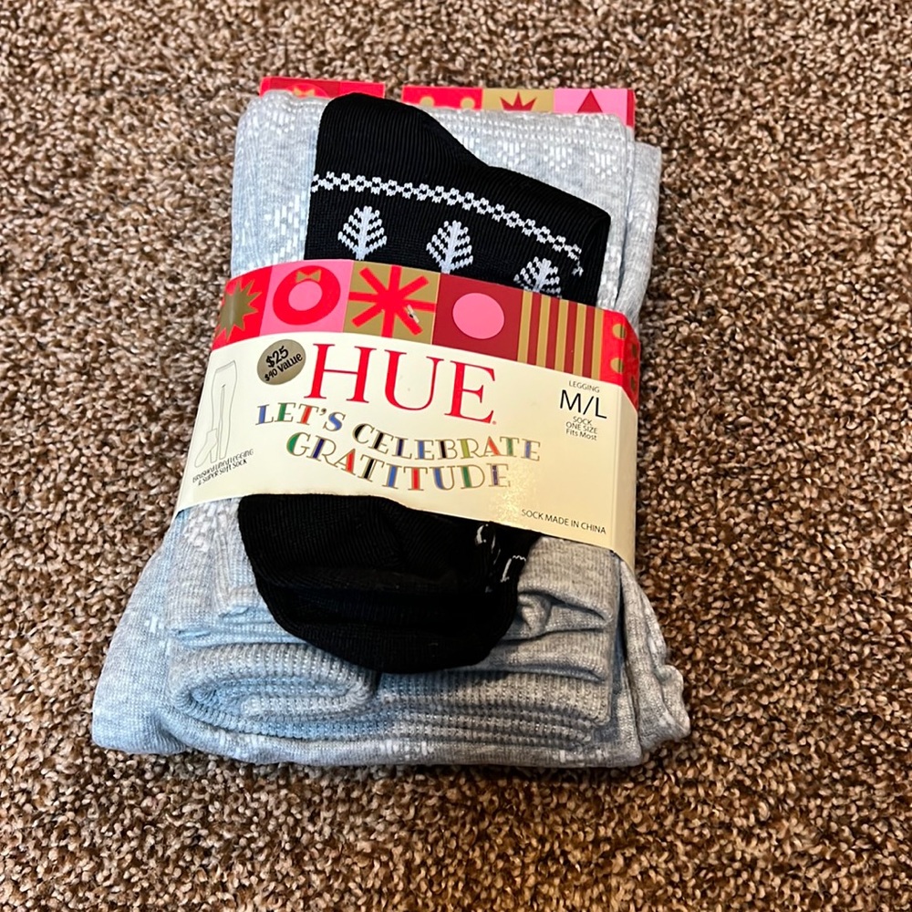 NWT Legging/sock bundle size M/L
